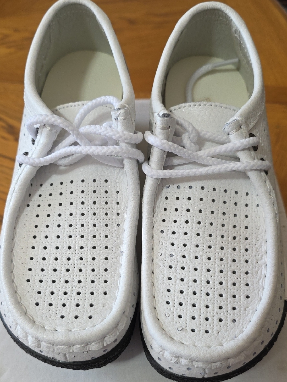SHEIN White Perforated Lace Moccasins
